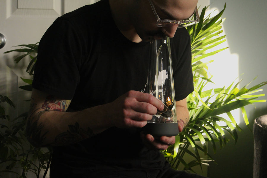 Silicone vs Glass Bong: Which Is Better?